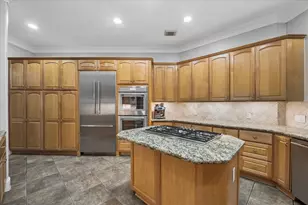 624 Lakeshore Dr, Sugar Land, TX 77478 - Photo 15