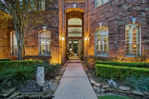 624 Lakeshore Dr, Sugar Land, TX 77478 - Photo 5