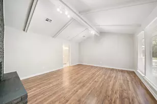 1317 Plantation Dr, Dickinson, TX 77539 - Photo 17