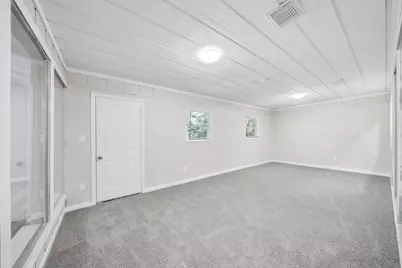1317 Plantation Drive, Dickinson, TX 77539 - Photo 9