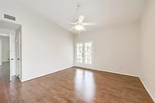 2001 Bering Dr, Houston, TX 77057 - Photo 17