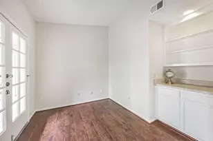 2001 Bering Dr, Houston, TX 77057 - Photo 25