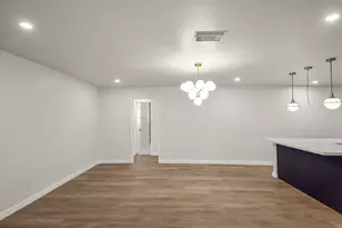 5514 Chantilly Ln, Houston, TX 77092 - Photo 5
