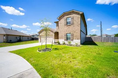 6802 Amber Cliff Lane, Rosenberg, TX 77469 - Photo 1