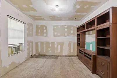 3814 Walker Street, Houston, TX 77023 - Photo 5