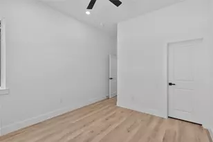 3510 Saltus St, Houston, TX 77003 - Photo 17