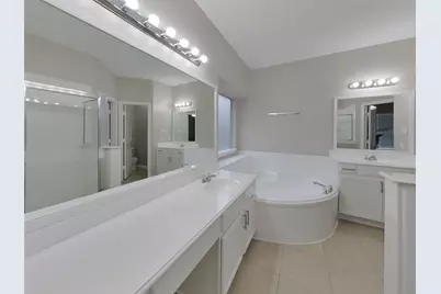 4015 Camelia Glen Lane, Fresno, TX 77545 - Photo 7