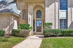 3039 Pasture Ln, Sugar Land, TX 77479 - Photo 3