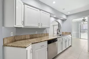 13419 Parkway Blvd, Sugar Land, TX 77478 - Photo 13