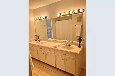 125 Marlin Lane, Freeport, TX 77541 - Photo 5