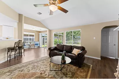 6318 Pleasant Stream Drive, Katy, TX 77449 - Photo 11
