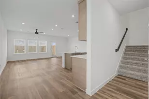 2629 McHenry Lndg Ln, Houston, TX 77051 - Photo 13