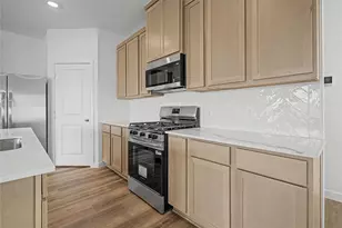 2629 McHenry Lndg Ln, Houston, TX 77051 - Photo 9