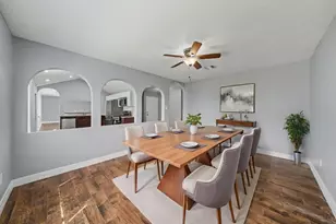 2015 Williamsburg Ct N, League City, TX 77573 - Photo 5