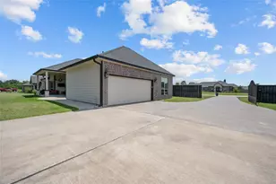6726 Mulberry Bayou Dr, Baytown, TX 77523 - Photo 15