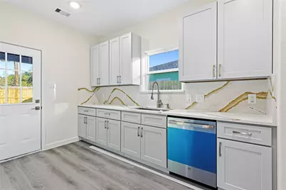 2315 Cedar Street, Pearland, TX 77581 - Photo 7