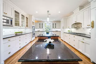 2 Soldiers Creek Circle, Hunters Creek Village, TX 77024 - Photo 15