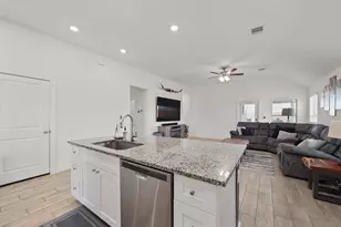 9 Alyssa Palms Dr, Manvel, TX 77578 - Photo 9