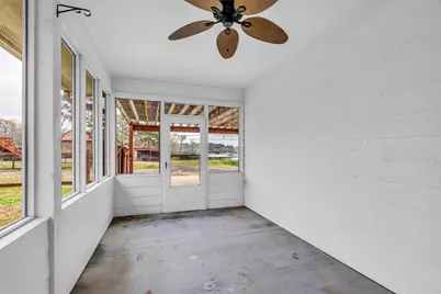 431 W Lake Shore Drive, Livingston, TX 77351 - Photo 21