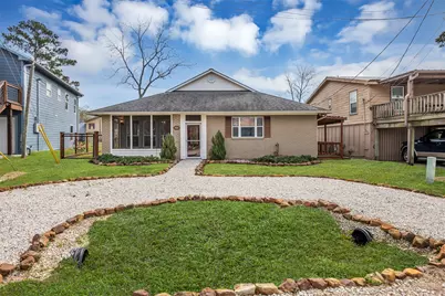 431 W Lake Shore Drive, Livingston, TX 77351 - Photo 1