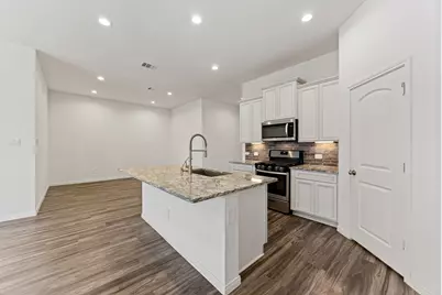 907 Youth Water Road, Montgomery, TX 77316 - Photo 7