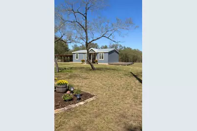 149 High Meadows Dr, Gonzales, TX 78629 - Photo 3