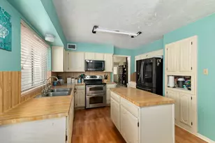 7122 Maxwood Dr, Spring, TX 77379 - Photo 5