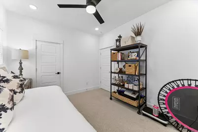3012 Jensen Springs Lane, Houston, TX 77026 - Photo 17