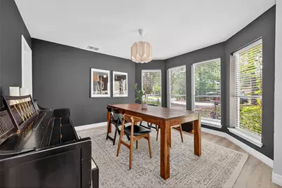 56 N Morningwood Court, Spring, TX 77380 - Photo 7