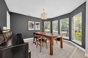 56 N Morningwood Ct, Spring, TX 77380 - Photo 7