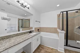 13150 Lawsons Creek Ln, Houston, TX 77072 - Photo 11