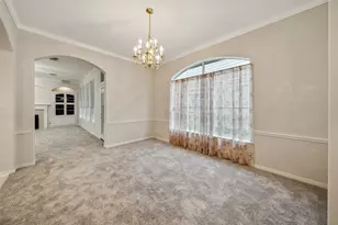 27 E Bellmeade Pl, The Woodlands, TX 77382 - Photo 9