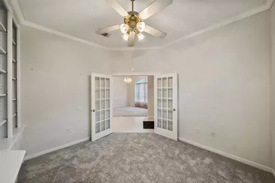 27 E Bellmeade Place, The Woodlands, TX 77382 - Photo 5