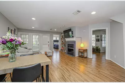 2425 Holly Hall Street #D56, Houston, TX 77054 - Photo 9