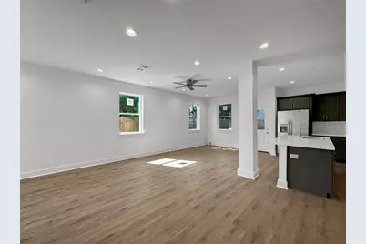 5427 Bellfort Avenue #B, Houston, TX 77033 - Photo 5