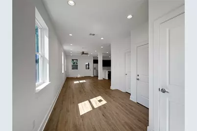 5427 Bellfort Avenue #B, Houston, TX 77033 - Photo 3