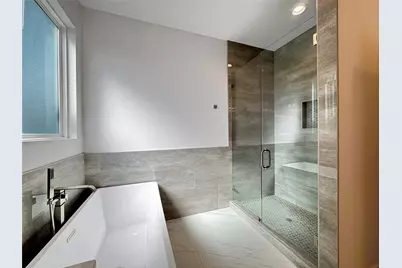 5427 Bellfort Avenue #B, Houston, TX 77033 - Photo 17