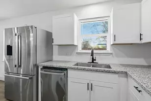 6223 Tiffany Dr, Houston, TX 77085 - Photo 13