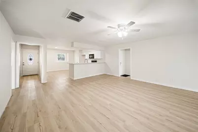 8606 Parkhill Forest Drive, Houston, TX 77088 - Photo 13