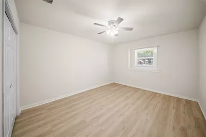 8606 Parkhill Forest Drive, Houston, TX 77088 - Photo 25