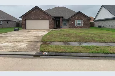 107 Freedom Drive, Clute, TX 77531 - Photo 1