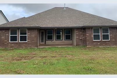 107 Freedom Drive, Clute, TX 77531 - Photo 13