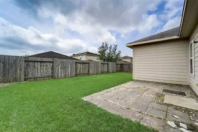 315 Apache Field Lane, La Marque, TX 77568 - Photo 25