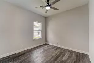 315 Apache Field Ln, La Marque, TX 77568 - Photo 19