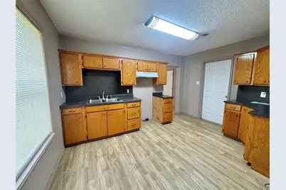 909 W Elder, Colmesneil, TX 75938 - Photo 13