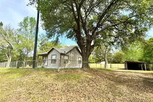 909 W Elder, Colmesneil, TX 75938 - Photo 3