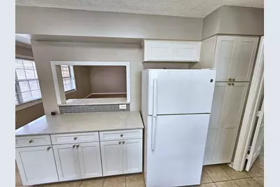3040 Longwood Lane, Dickinson, TX 77539 - Photo 7