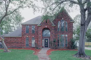 17527 Sandy Cliffs Dr, Houston, TX 77090 - Photo 1