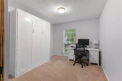 99 S Village Knoll Circle, The Woodlands, TX 77381 - Photo 11