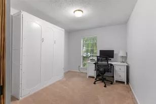 99 S Village Knoll Cir, The Woodlands, TX 77381 - Photo 11